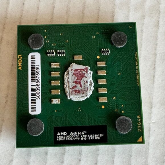 AMD Athlon XP 2400+ CPU AXDA2400DKV3C SOCKET 462 2.00 GHz Processor - Picture 3 of 6